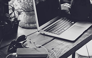 雷贾尼：多特蒙德后防新核，施洛特贝克离队后的最佳接班人